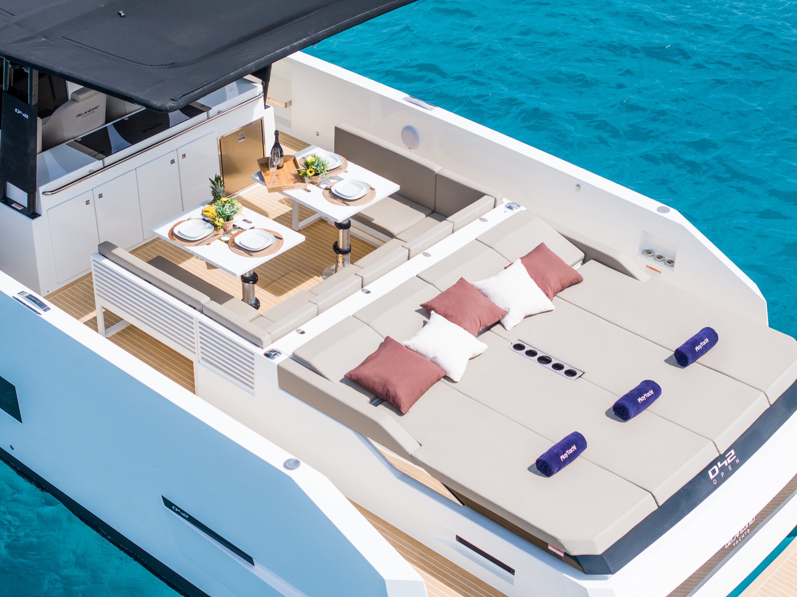 De Antonio D42 Open – PLAY YACHT III - Imagen 5