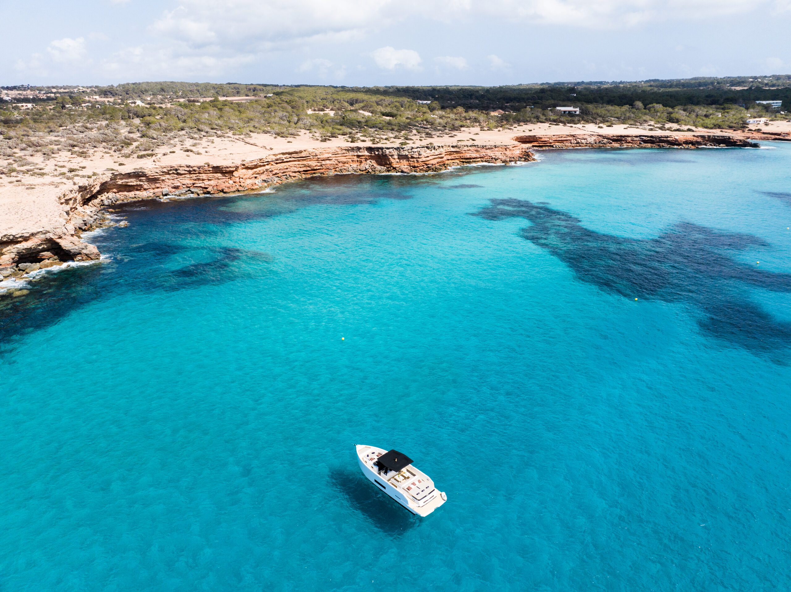 De Antonio D42 Open – PLAY YACHT III - Imagen 6