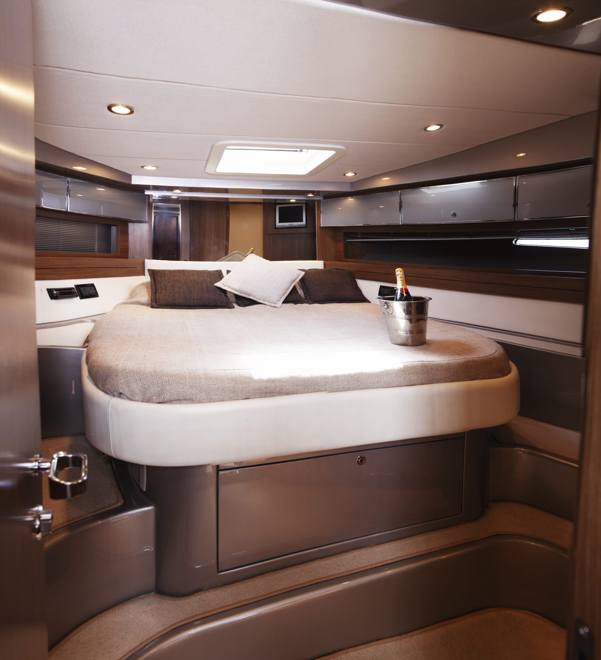 Riva Rivale 52 - INVICTUS - Imagen 4