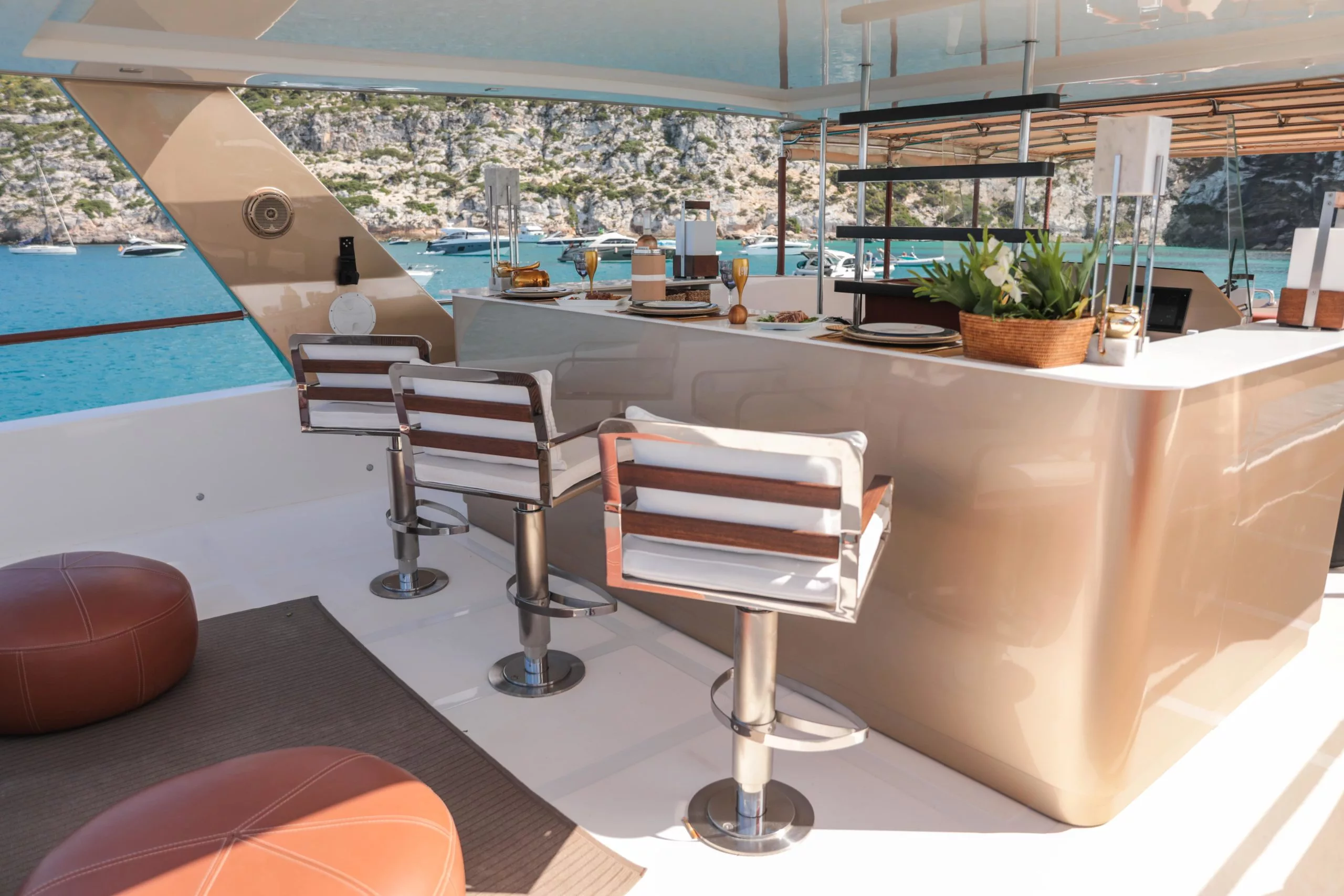 House of Hütter - GOLDFINGER - Imagen 18