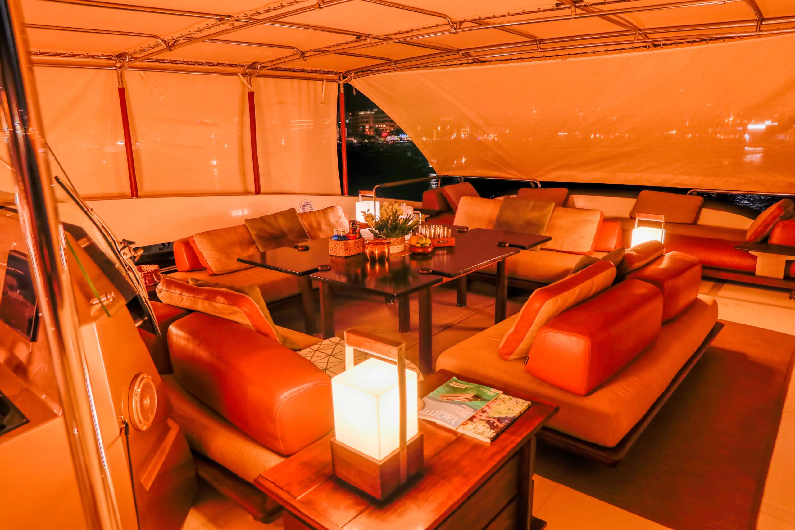 House of Hütter - GOLDFINGER - Imagen 21